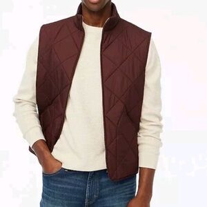 Men’s burgundy red quilted vest (Small) | J Crew